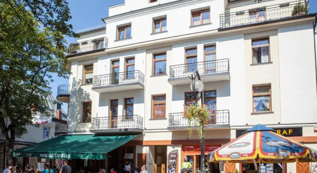Apartamenty Zakopane Krupówki, Book Apartment Hotels in Tatras with Parking, Parking