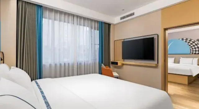 Люкс Luxury City Comfort Inn (Kunming Old Town by Nanping Pedestrian Street)