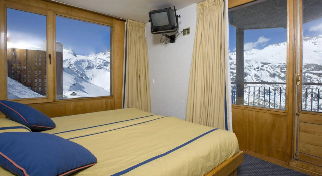Hotel Tres Puntas, Boek Hotel Hotels in Santiago met ontbijt, Ontbijt