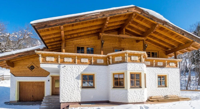 Spacious Holiday Home in Rauris near Ski Area