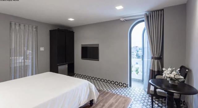 Двухместный номер Standard с балконом TTR Skypool View Hotel - Đà lạt