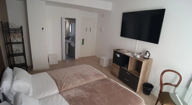 Hostal Puente de Hierro