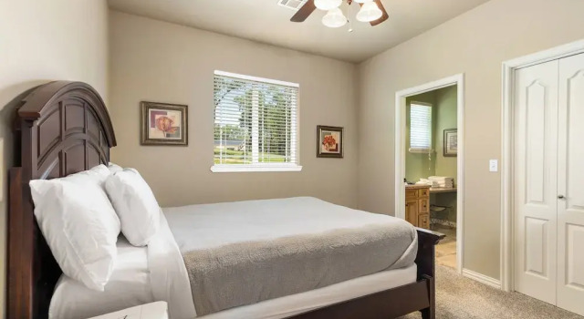 Коттедж с 6 комнатами Candlewyck Cove Resort