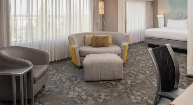 Люкс Courtyard by Marriott Portland Airport
