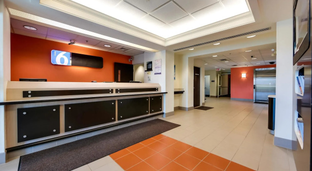 Motel 6 Mississauga, ON - Toronto, Rezerwuj Motel Mississauga Greater Toronto Area