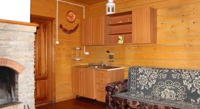 Gostevoy Dom Uyutniy Bereg, Prenota Hotel Iogach 