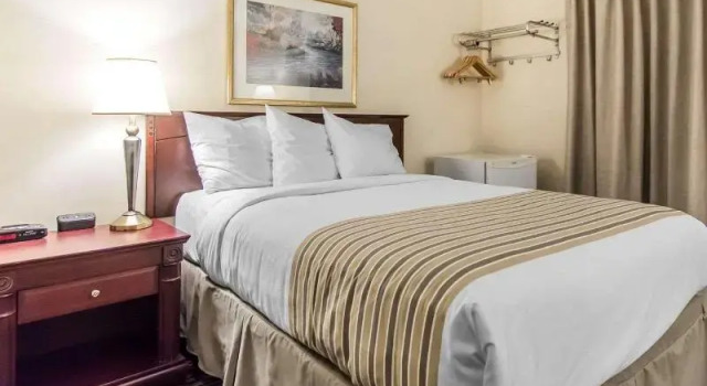 Двухместный номер Standard Econo Lodge