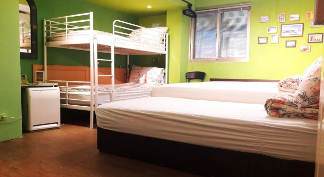 Ximen Triple Tiger Hostel