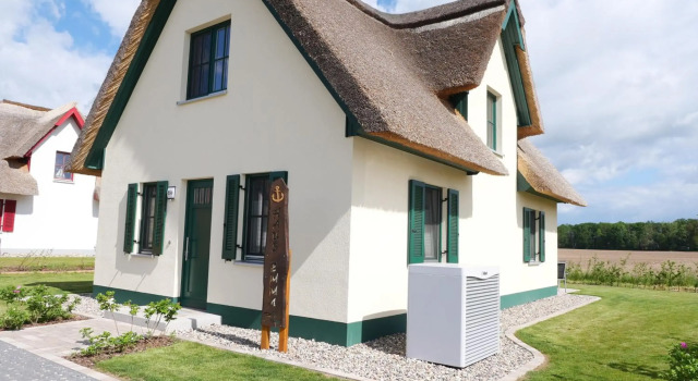 dicht an der Küste Haus "Emma" mit Infrarot-Sauna uWallbox, Забронировать Отель Циров Мекленбург-Померания