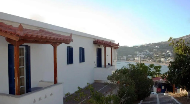 Студия Hydroussa Apartments