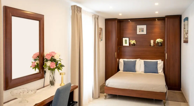 Room in Guest Room - "the 10 Square" - A Townhouse Situated in the Heart of Siggiewi Village Square, Prenota Affittacamere Siggiewi 