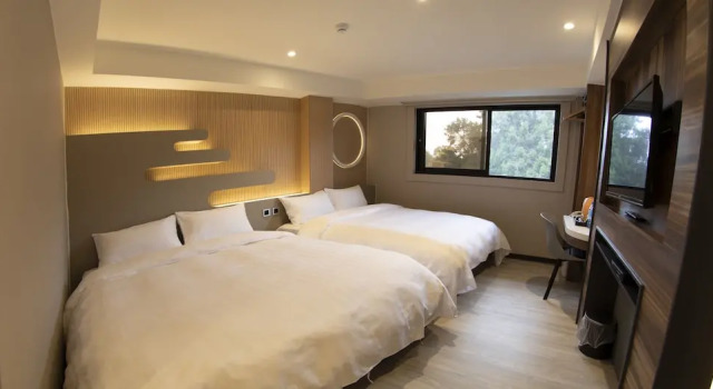 Четырёхместный номер Standard Alishan Shermuh Int' Tourist Hotel