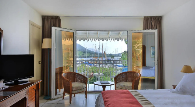 Le Beach Hotel, Prenota Hotel Marigot San Martino