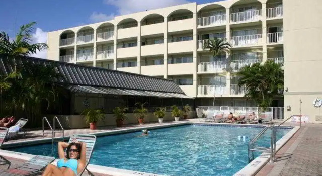 Lauderdale by the Sea Resort