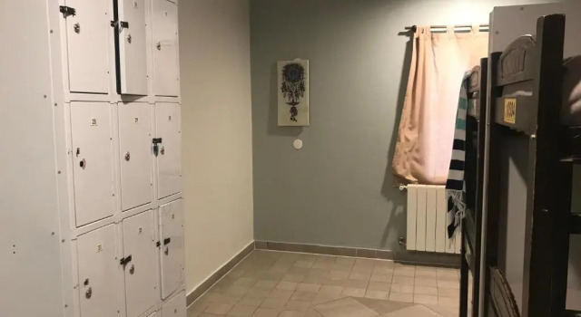 Кровать в общем номере (женский номер) Folk Suites