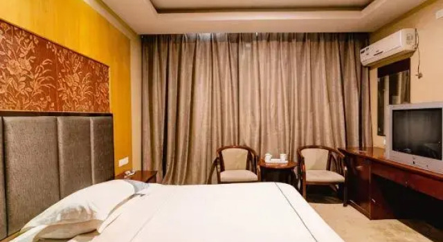 Люкс Business Wanshui Qianshan Hotel