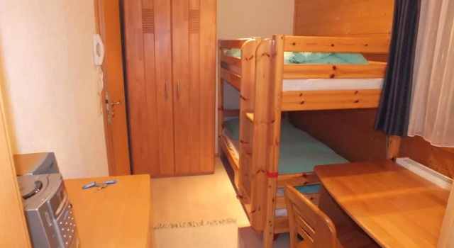 Haus Schneeflocke, Забронировать Отель Лех Lech - Zürs, рядом с Горнолыжный подъемник Шлегелькопфбан