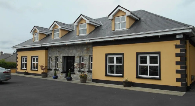 Carragh House, Rezerwuj Hotel Castlebar 