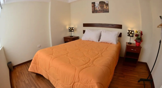 Apartamento familiar 3 habitaciones con vista al patio ECO APARTS