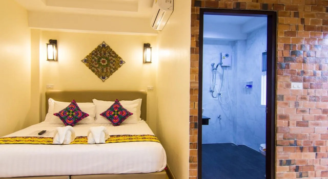 Suan Dok Gate Guesthouse