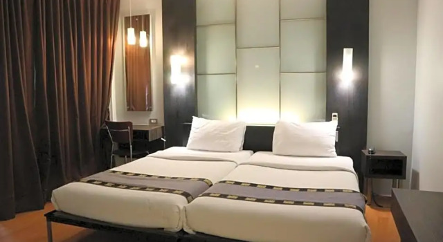 Номер Deluxe Swana Bangkok Hotel