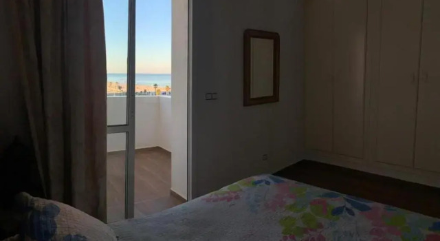 Duplexe en face de la mer, Rezerwuj Hotel Hotele w Tanger-Tetouan z parkingiem, Parking