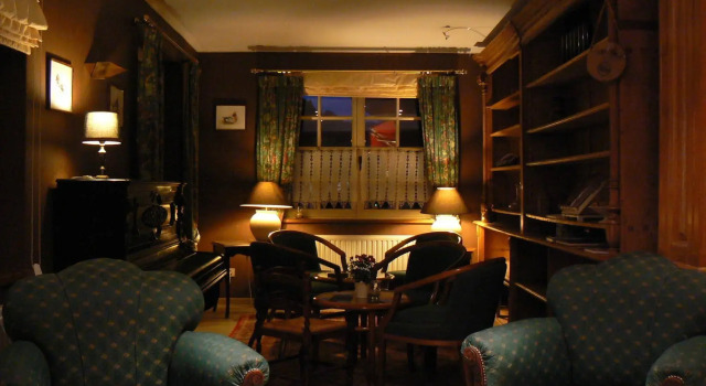 Hotel Cosy