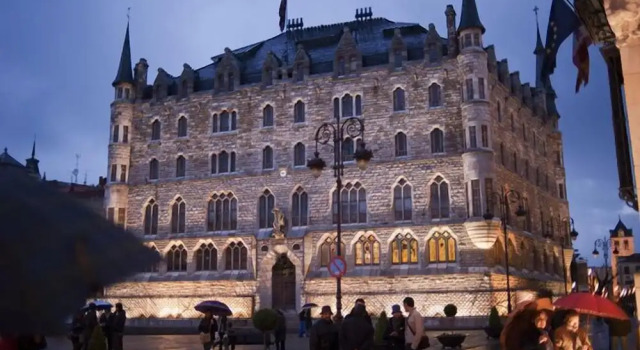Purple Dog Suites, Foglalás Szálloda León Kasztília és León