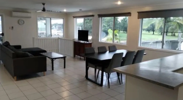 Апартаменты Tully Motel