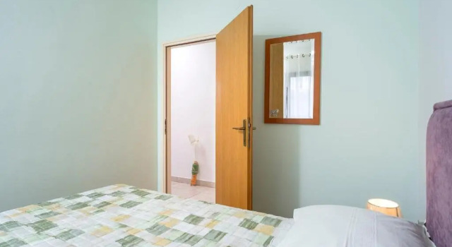 Apartments Gold - 300m from beach, Prenota Appartamento Stari Grad 