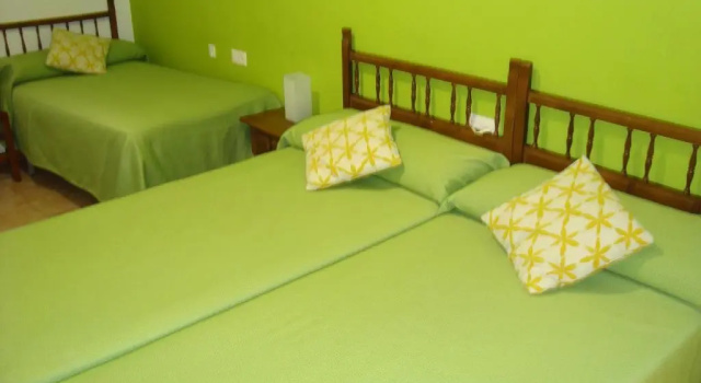Трёхместный номер Standard Hostal Durán
