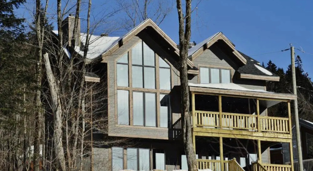 Chalets Alpins - 42 Chemin Blanc, Prenota Chalet L'Ancienne-Lorette Québec