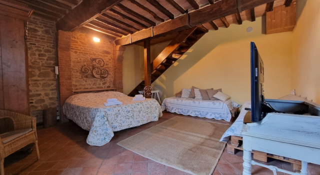 Коттедж Farmhouse in Tuscany With Pool & Near Pisa