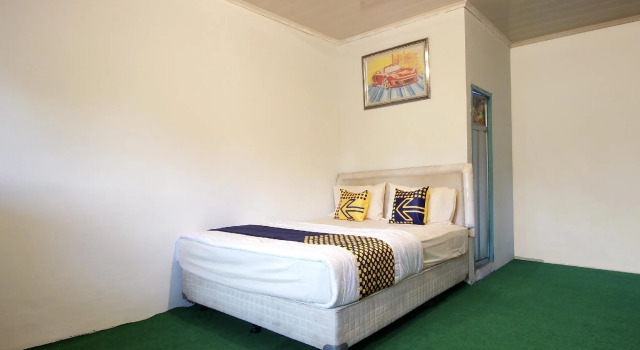SPOT ON 2758 Zayn Homestay Syariah, Забронировать Отель Бенгкулу Суматра