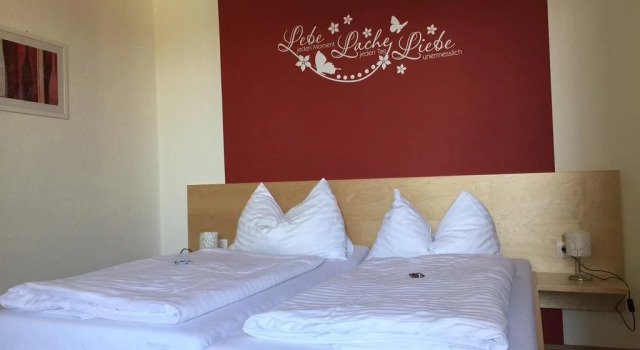 Pension Peterhof, Book Hotel Hoteller i Burgenland med parkering, Parkering