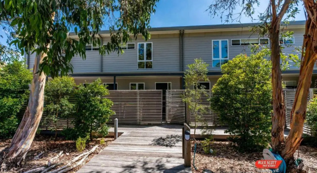 Апартаменты с 3 комнатами Broadbeach Inverloch