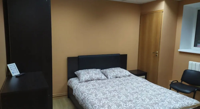 Brusnika Novogireyevo, Prenota Hotel VAO Area Mosca