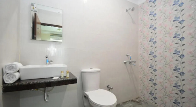 Люкс Superior Hotel Zen Rooms Alwar