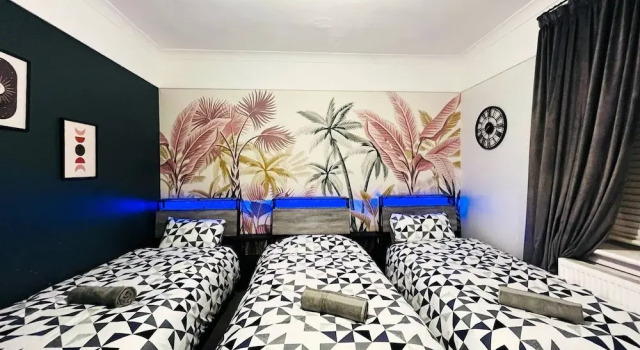 Luxury Entire Holiday Apartment - Self Checkin & Checkout, Забронировать Апартаменты/квартира Данфермлин Файф