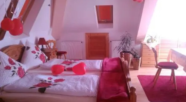 Gasthaus Korfu, Prenota Hotel Edenkoben 