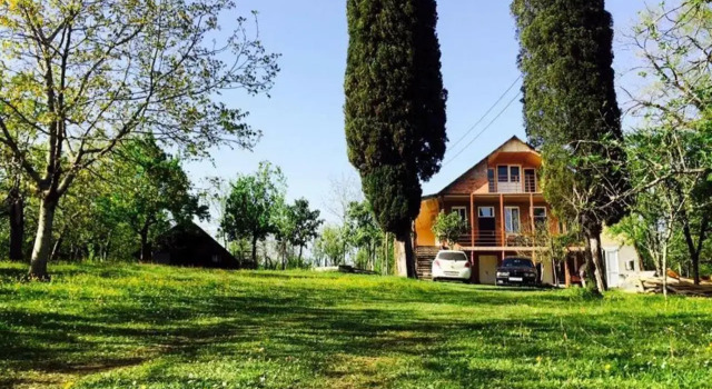 Villa Kardwell, Buchen Sie Villa Martvili Samegrelo Zemo-Svaneti