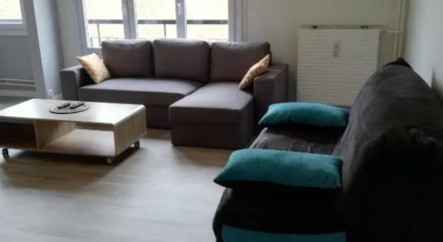 Joli appartement résidentiel à Troyes, Забронировать Апартаменты/квартира Отели Труа с парковкой, рядом с Театр Madeleine, Парковка