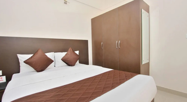 OYO 9931 Hotel Bali Square, Rezervovat Hotel Hotely v Bangalore s parkováním, Parkování