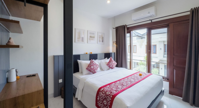 Вилла Deluxe c 1 комнатой с видом на бассейн De Amelia Villa Seminyak by Nagisa Bali