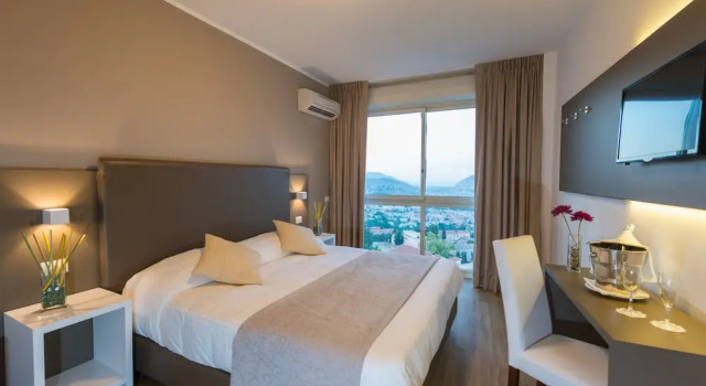 Двухместный номер Standard с балконом Hotel Bel 3