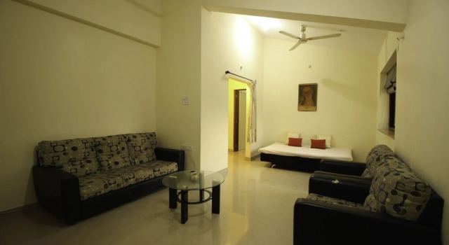 OYO 9886 Home 2BHK Pool View Arpora, Забронировать Отель Арпора Северный Гоа, рядом с Club Cubana