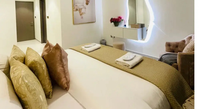 Апартаменты Luxury с 4 комнатами с видом на парк Direct Burj Khalifa View I Minutes Walk to Dubai Mall I Stunning Fountain Views I One Lux Stay Grande Signature Residence
