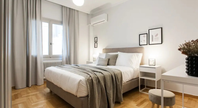 UPSTREET Deluxe & Stylish 2 BD Apartment