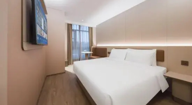 Suite HanTing Hotel (Yancheng Funing County Government Shanghai Road)