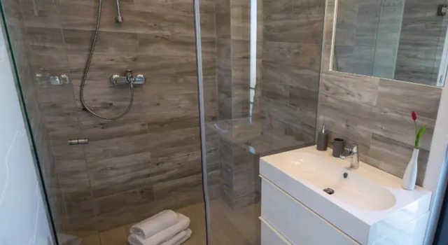 Apartments Steel Residence- Tesla Drive Experience, Réserver Appartement Appartements à Timiş, Appartement